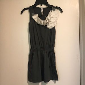 Cute little boutique knit dress!